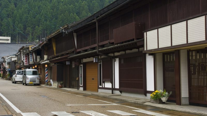 たな缶ツアー 郡上八幡とモネの池 岐阜県を訪ねる旅 田辺観光バス Traffic Confort